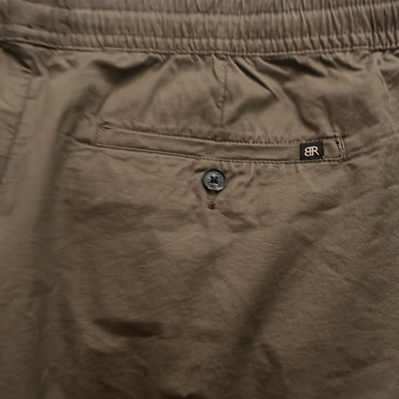 Green banana republic shorts - Picture 3 of 4